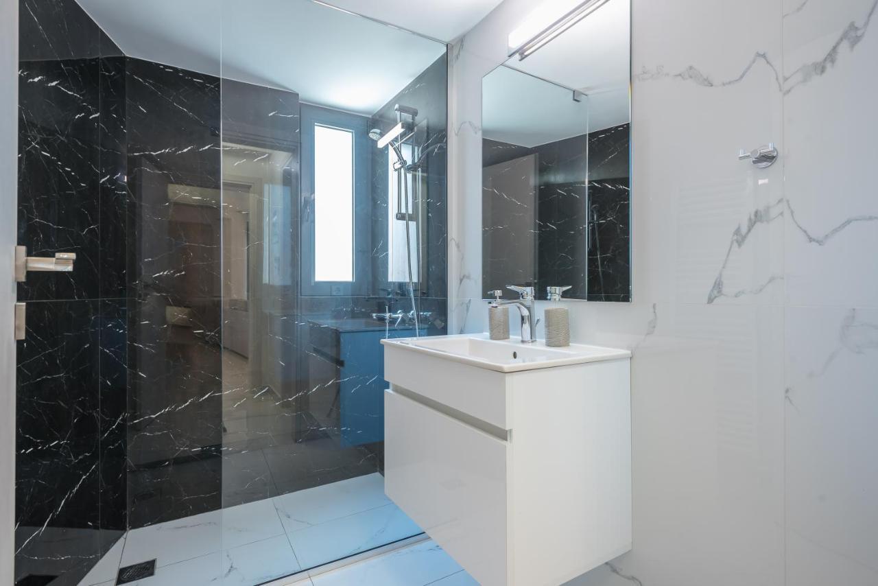 Newly Renovated Apt In The Heart Of Kerameikos Aten Exteriör bild